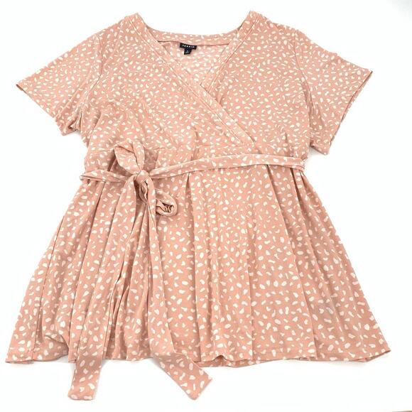Torrid Polka Dot Print Tunic Top Size 4 / 4x Womens Peach Orange Pink White Plus - Picture 1 of 7